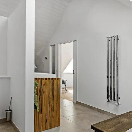 Cozy In Samso With Kitchen Apartment